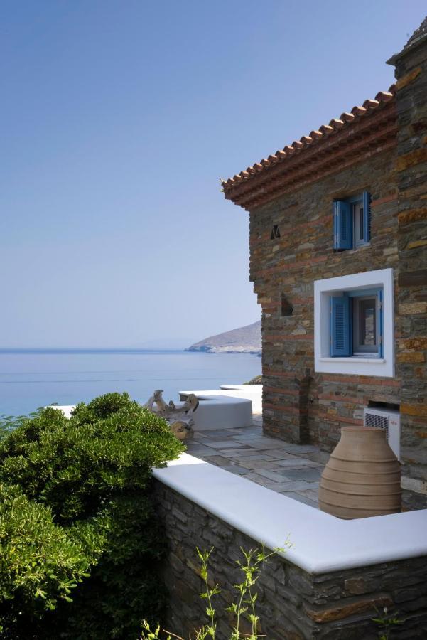 Luxury Villa By The Beach Stenies Exterior photo
