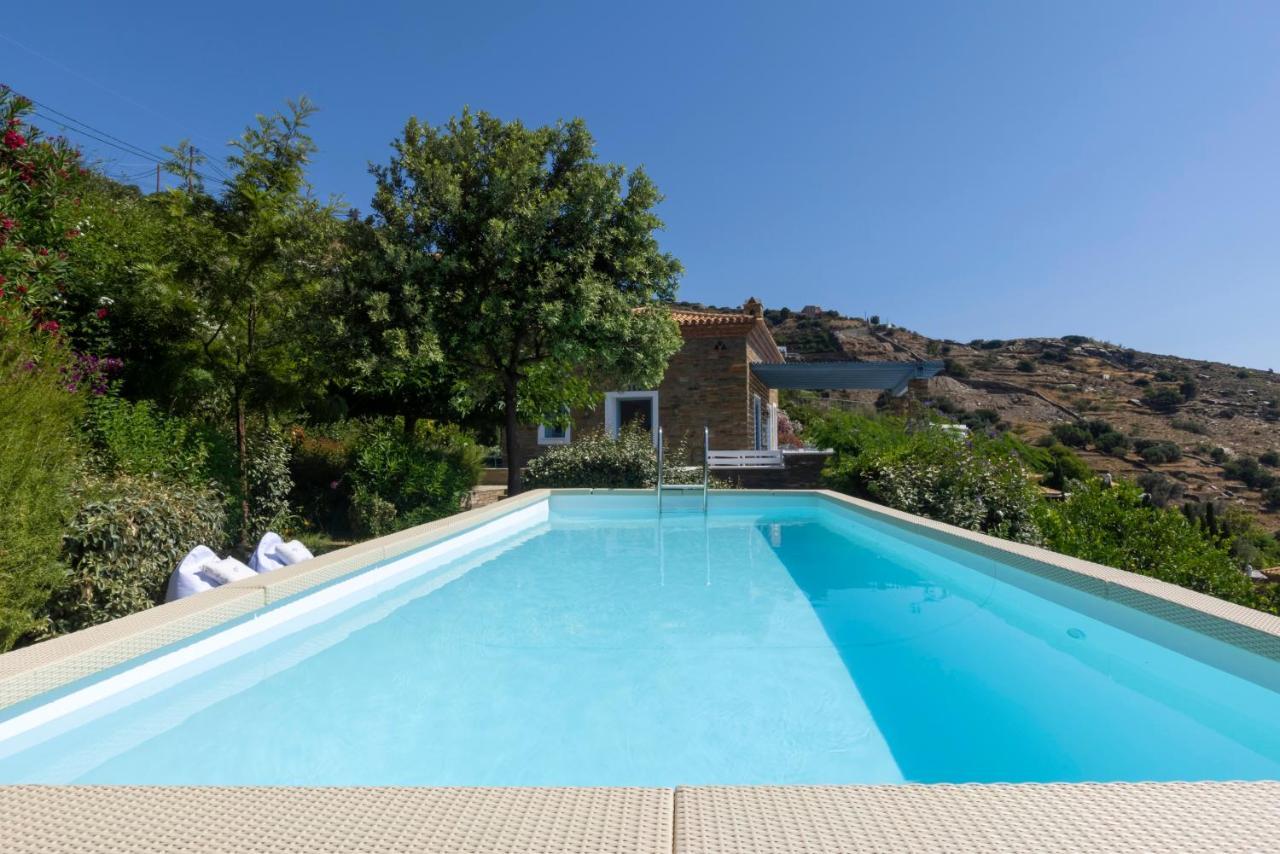 Luxury Villa By The Beach Stenies Exterior photo